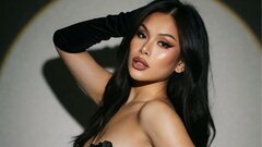 AryaBrielle Online