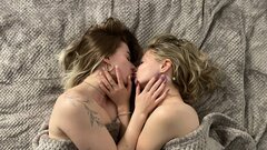 ElinoreAndNila Online
