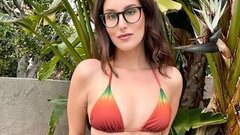Annmarie Ferrara Online