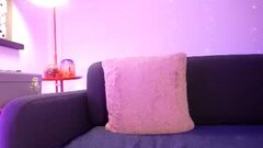 littlee33 Online