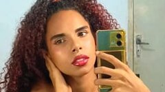 Jennifer 007 Online