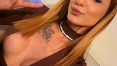 Julia Motta Online